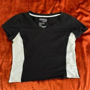 Black and white active tee